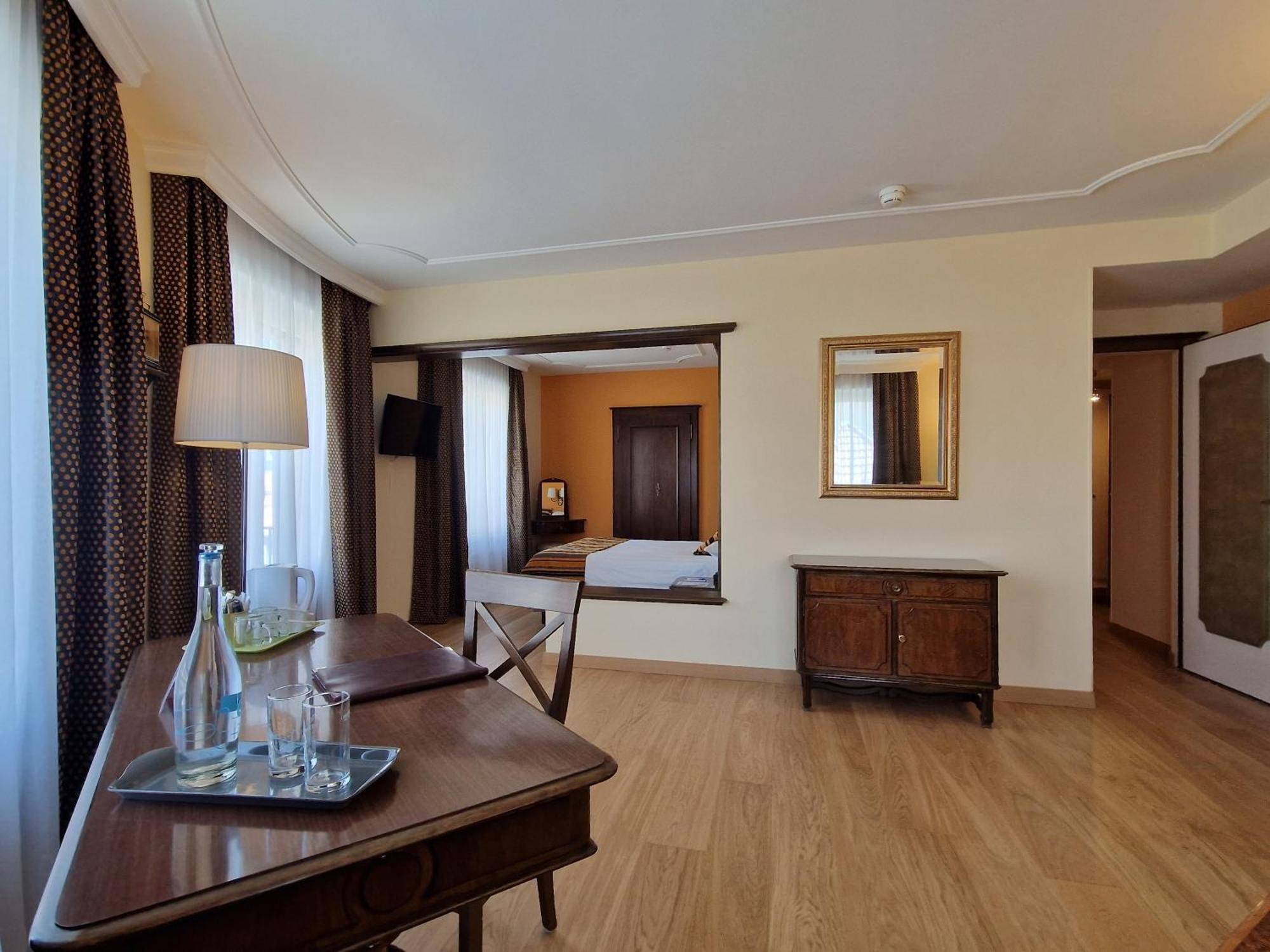 Hotel Athmos La Chaux De Fonds Room photo